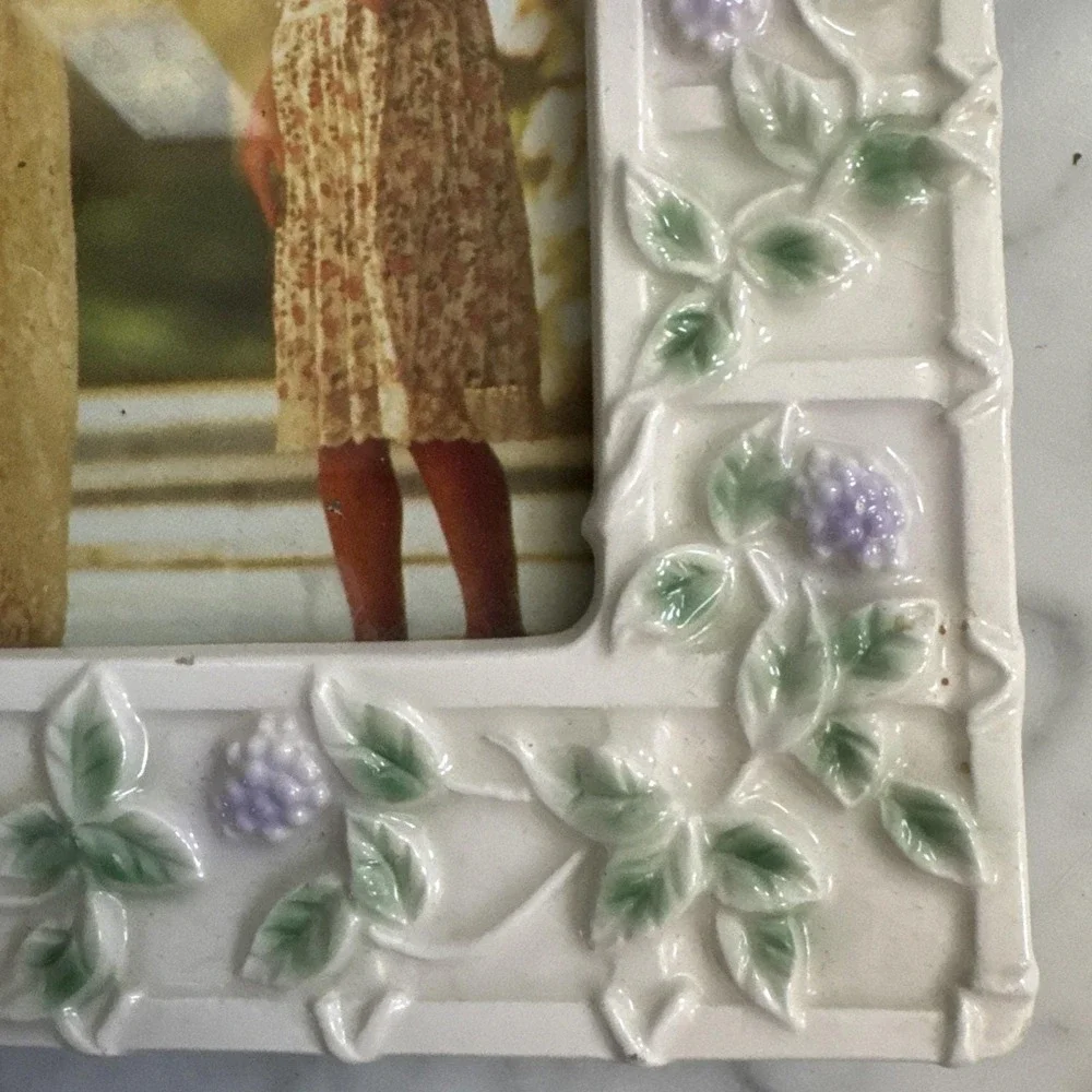 Fetco Ceramic Floral Painted Picture Frame‎ Vines Garden Purple Flowers 4.5 X3